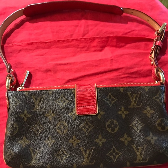LOUIS VUITTON Lizard Cerises Cherry Pochette - Picture 3 of 6